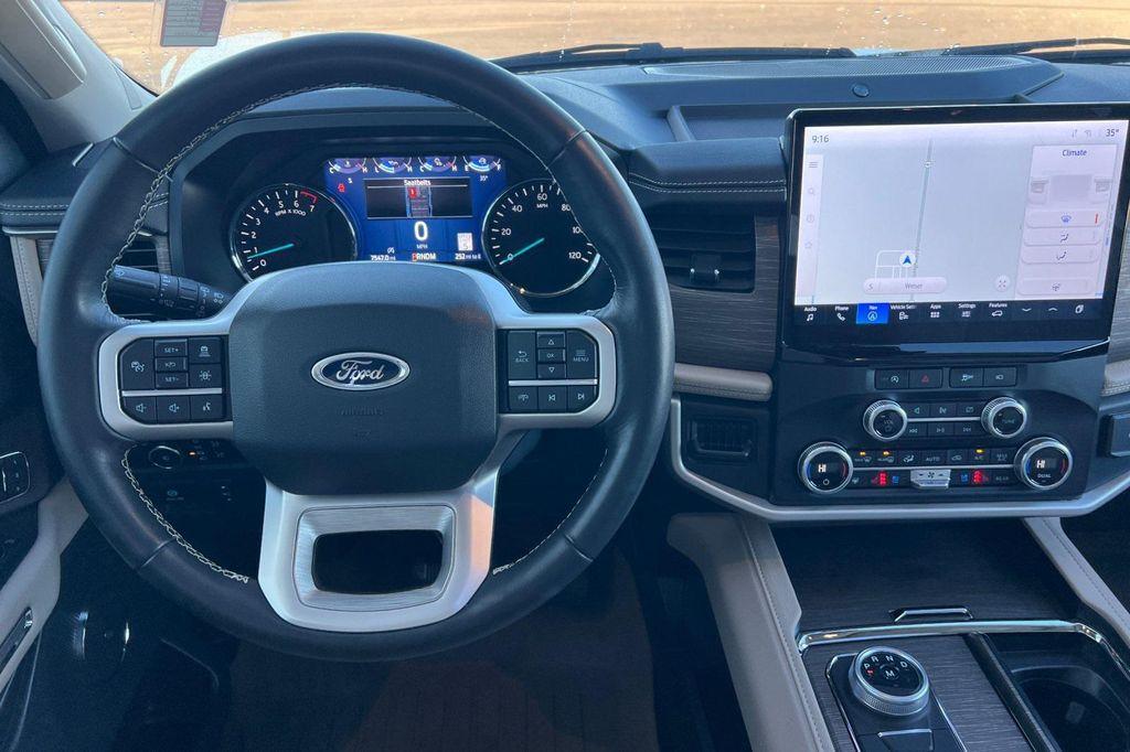 used 2024 Ford Expedition car, priced at $65,998