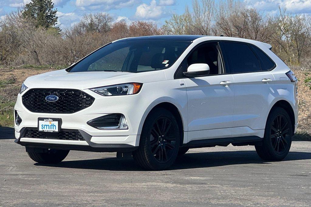 used 2023 Ford Edge car, priced at $32,498