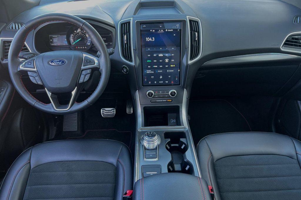 used 2023 Ford Edge car, priced at $32,498