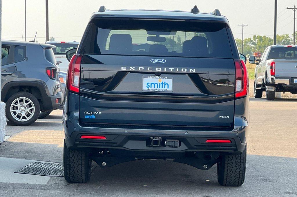 new 2025 Ford Expedition Max car, priced at $75,385