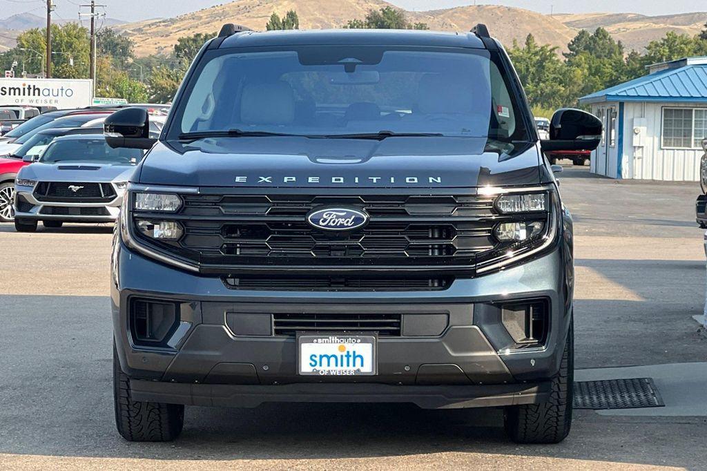 new 2025 Ford Expedition Max car, priced at $75,385