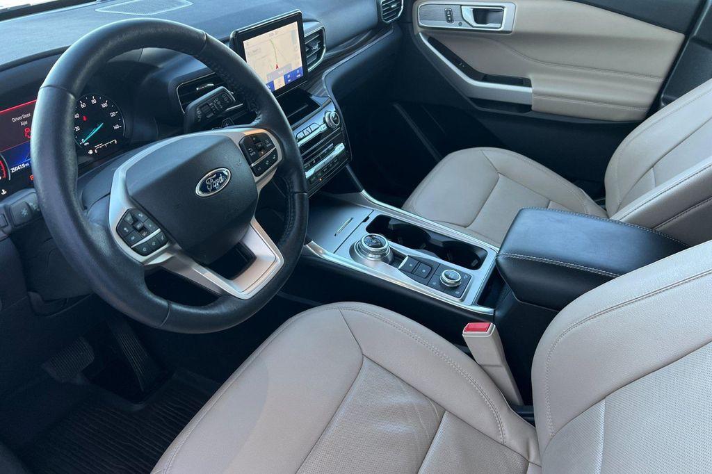 used 2021 Ford Explorer car, priced at $31,998