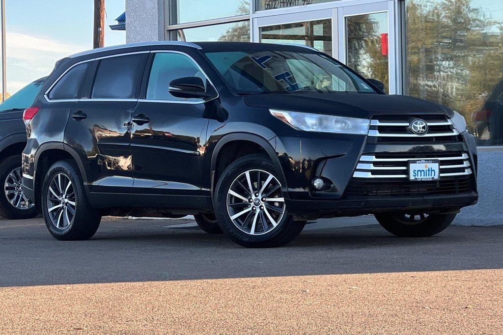 used 2019 Toyota Highlander car, priced at $19,497