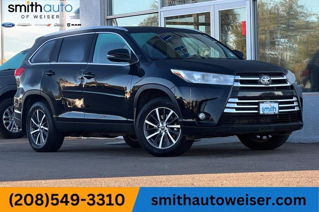 used 2019 Toyota Highlander car, priced at $19,497