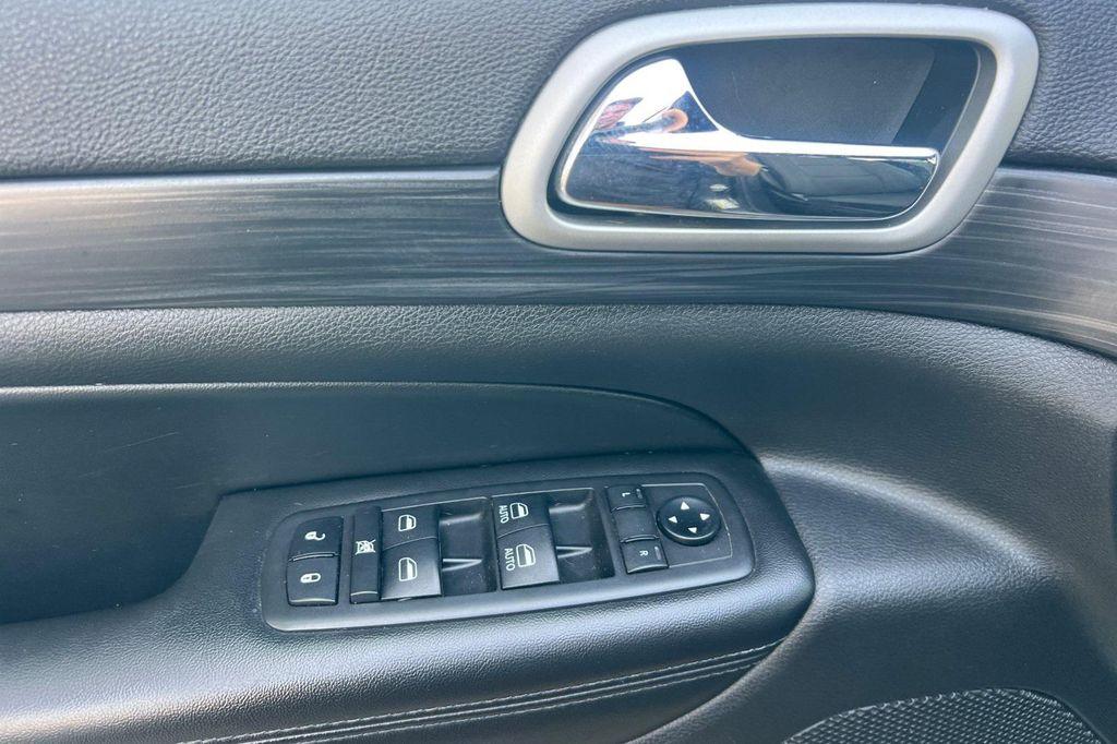 used 2019 Jeep Grand Cherokee car, priced at $20,798