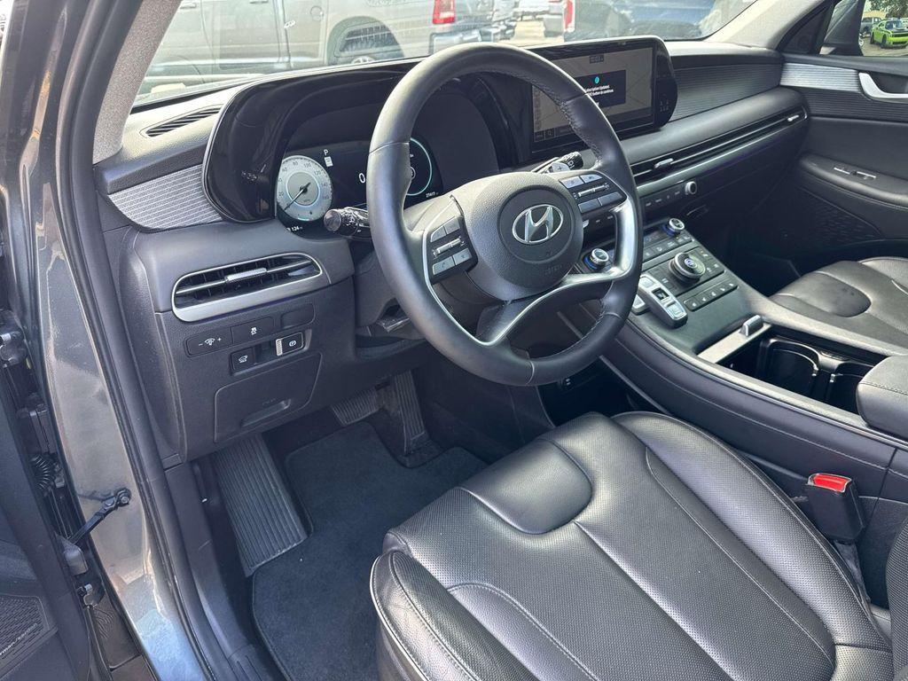used 2024 Hyundai Palisade car, priced at $39,997