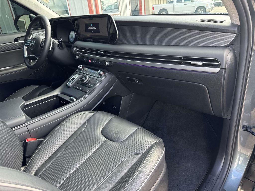 used 2024 Hyundai Palisade car, priced at $39,997