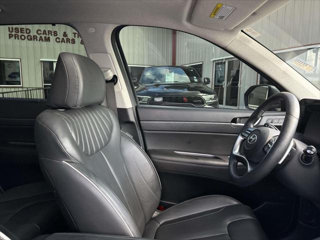 used 2024 Hyundai Palisade car, priced at $39,997