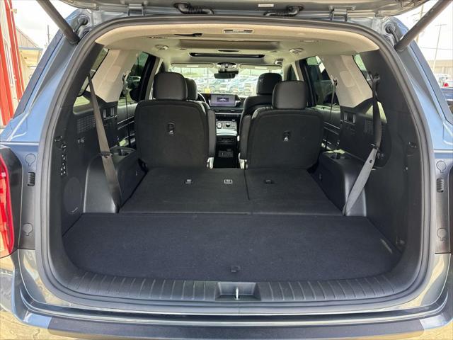 used 2024 Hyundai Palisade car, priced at $39,997