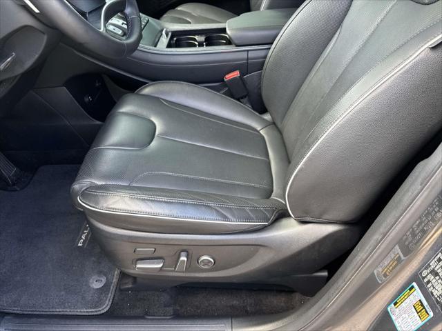 used 2024 Hyundai Palisade car, priced at $39,997