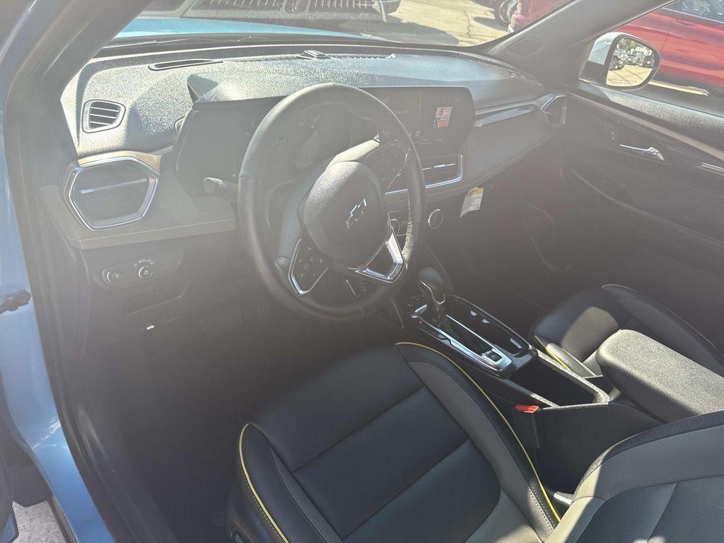 used 2025 Chevrolet TrailBlazer car, priced at $28,497