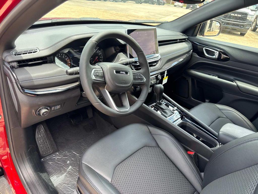 new 2025 Jeep Compass car, priced at $30,255