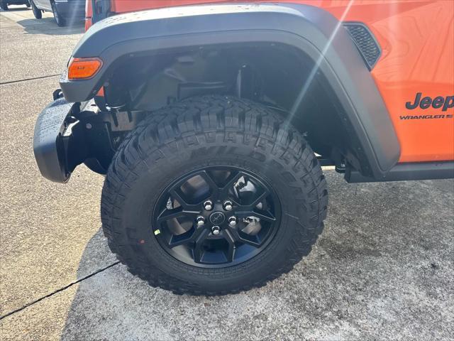 new 2025 Jeep Wrangler car, priced at $48,967