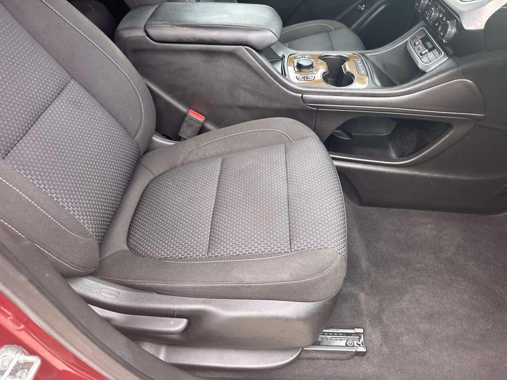used 2023 GMC Acadia car, priced at $29,997