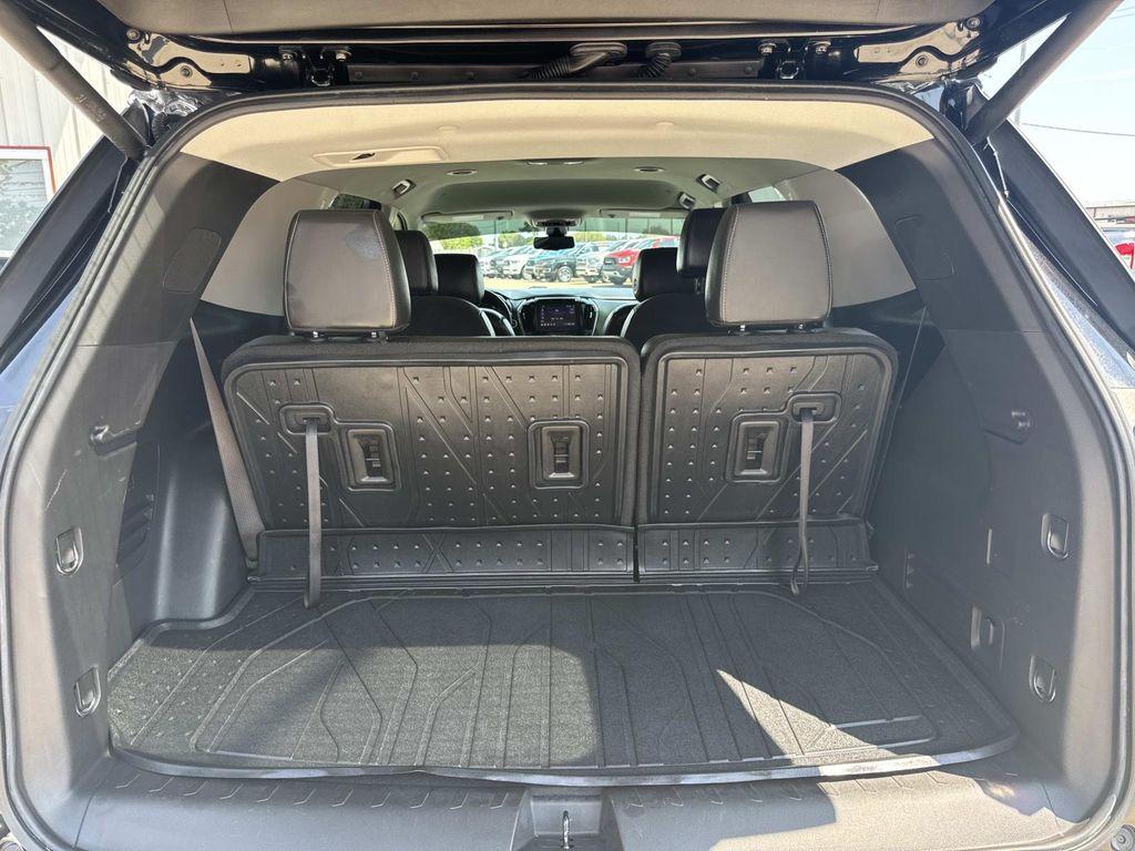 used 2021 Chevrolet Traverse car, priced at $26,997