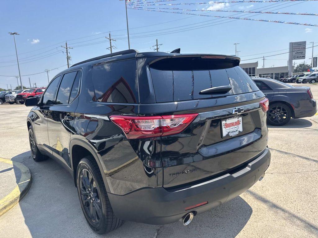 used 2021 Chevrolet Traverse car, priced at $26,997