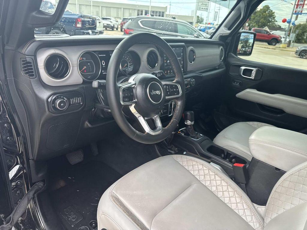 used 2022 Jeep Wrangler Unlimited car, priced at $38,997