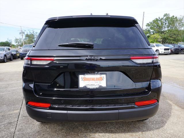 new 2025 Jeep Grand Cherokee car, priced at $44,175