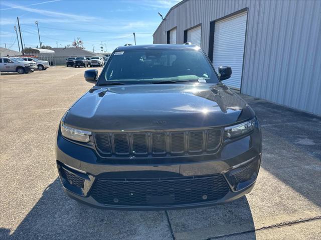 new 2025 Jeep Grand Cherokee car, priced at $51,460