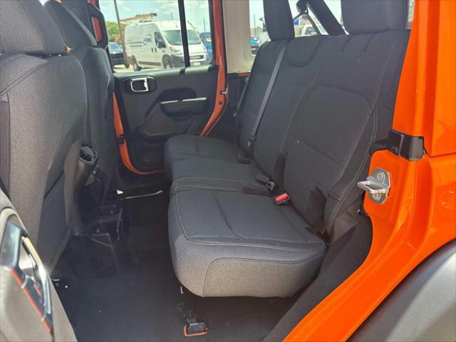 new 2025 Jeep Wrangler car, priced at $50,127
