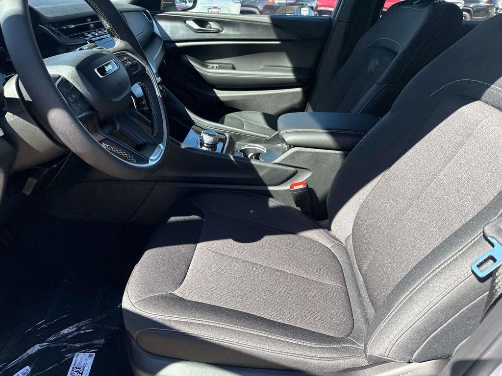 new 2025 Jeep Grand Cherokee L car, priced at $38,530