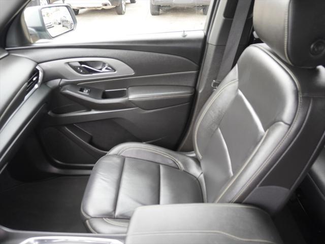 used 2023 Chevrolet Traverse car, priced at $33,497