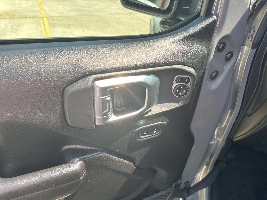 used 2021 Jeep Wrangler Unlimited car, priced at $32,997