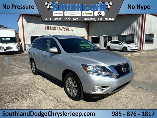 used 2016 Nissan Pathfinder car, priced at $8,997