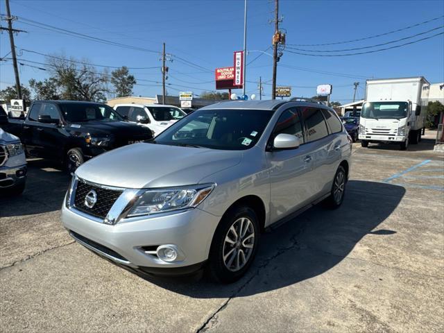 used 2016 Nissan Pathfinder car, priced at $8,997