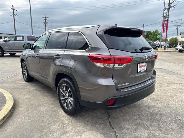 used 2019 Toyota Highlander car, priced at $26,997
