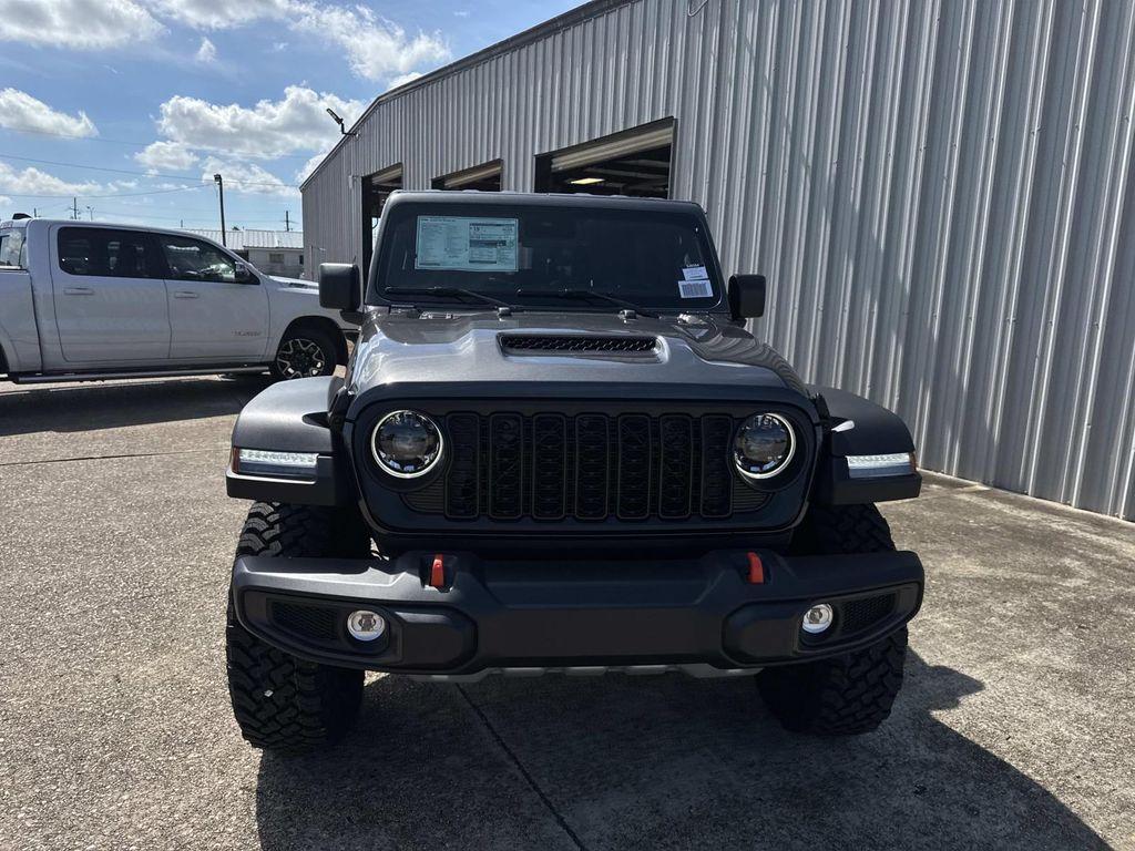new 2025 Jeep Gladiator car, priced at $53,505
