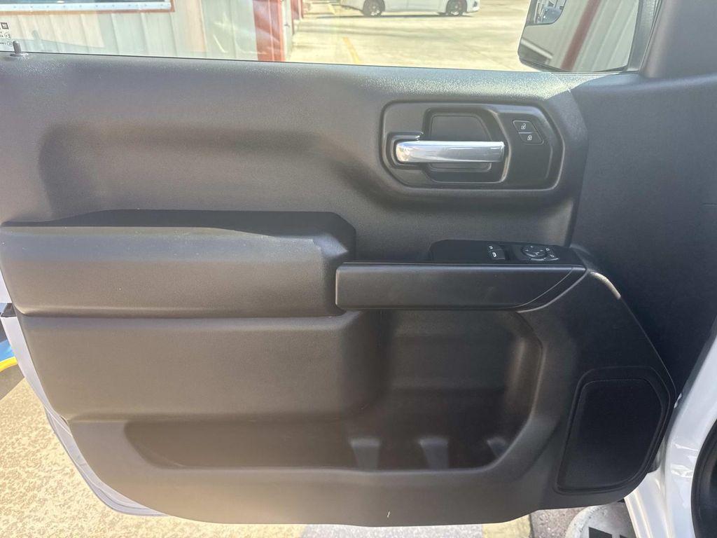 used 2024 Chevrolet Silverado 1500 car, priced at $28,997