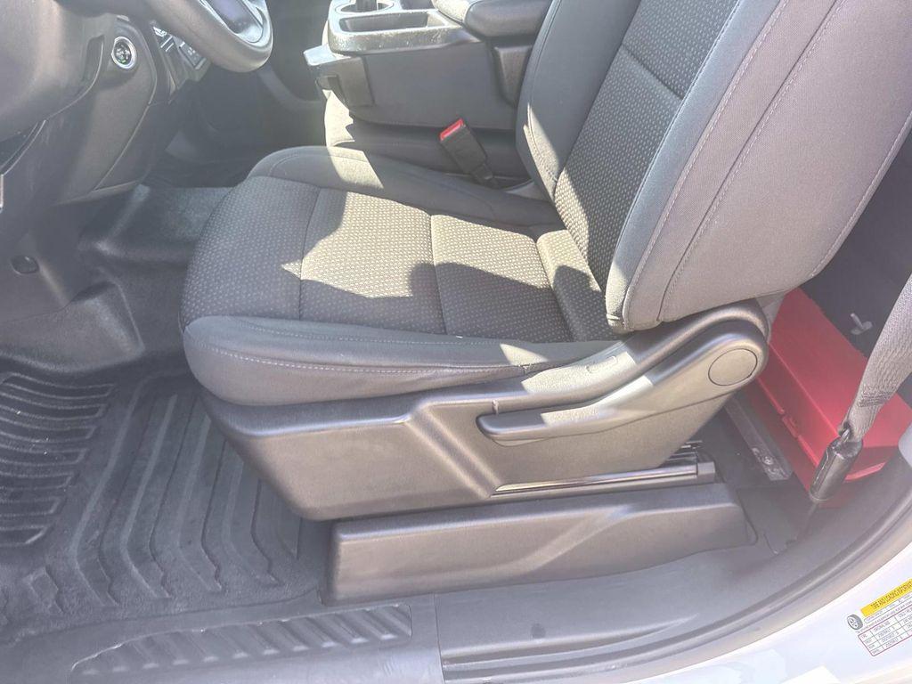 used 2024 Chevrolet Silverado 1500 car, priced at $28,997