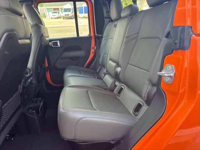 new 2025 Jeep Gladiator car, priced at $58,275