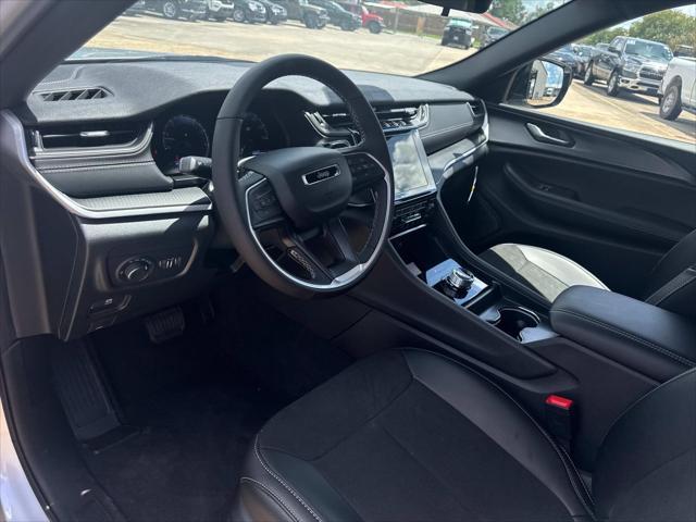 new 2025 Jeep Grand Cherokee L car, priced at $41,730