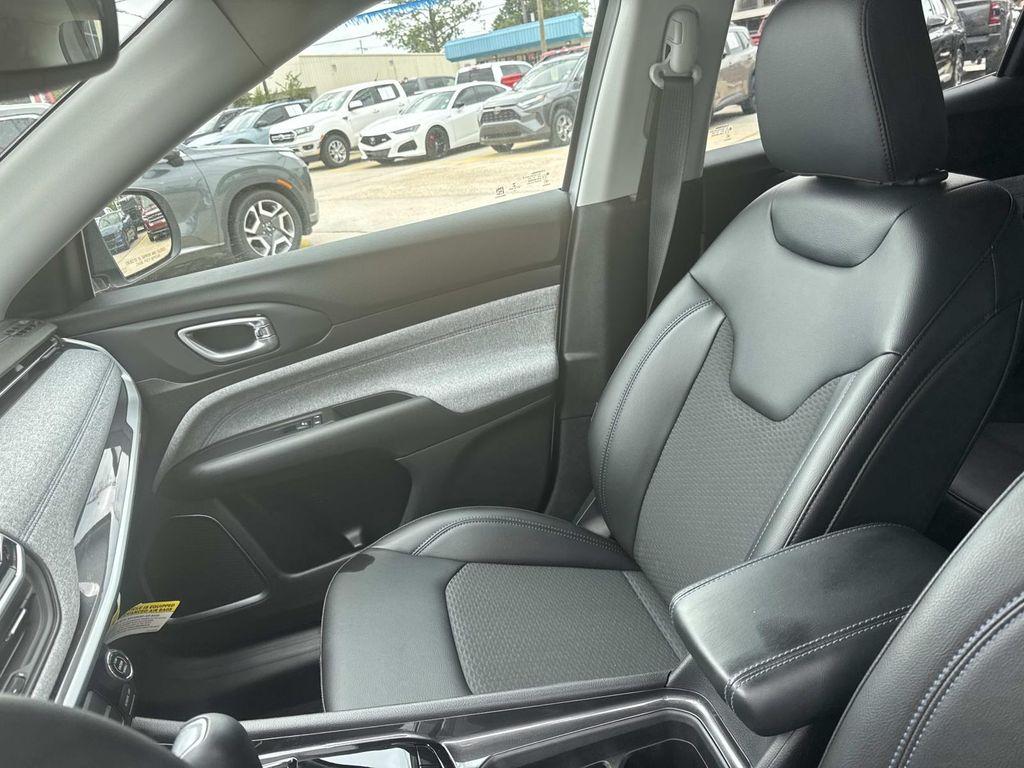 used 2022 Jeep Compass car, priced at $22,997