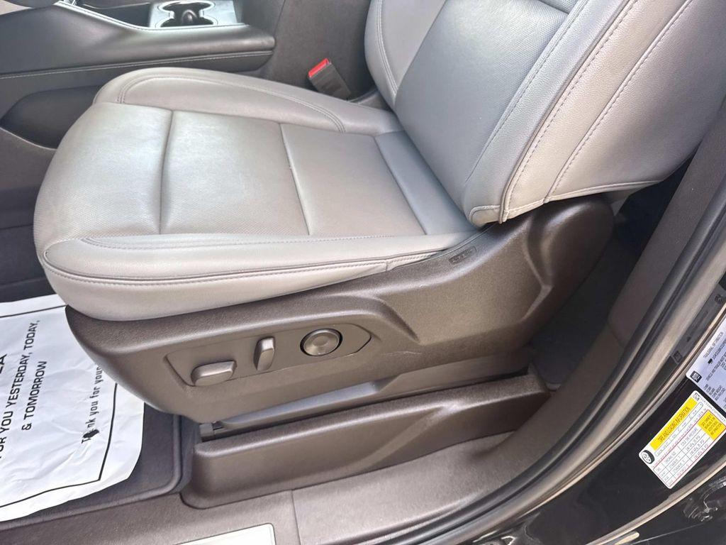 used 2023 GMC Yukon car, priced at $57,997