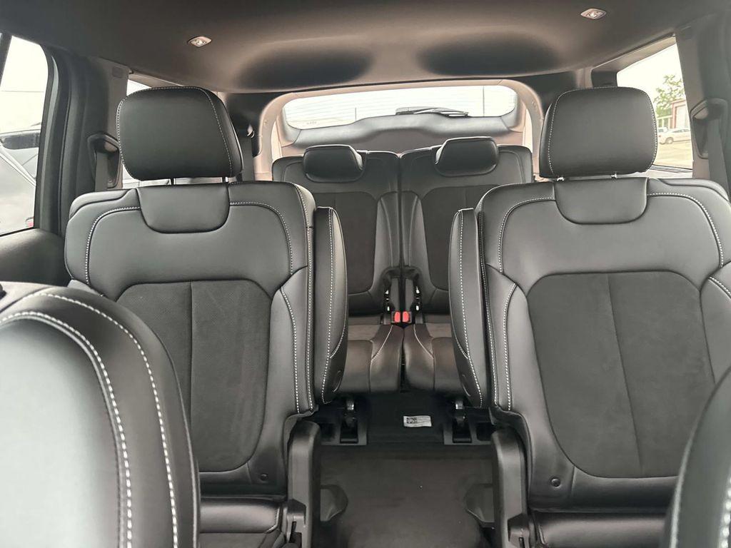 new 2025 Jeep Grand Cherokee L car, priced at $42,730