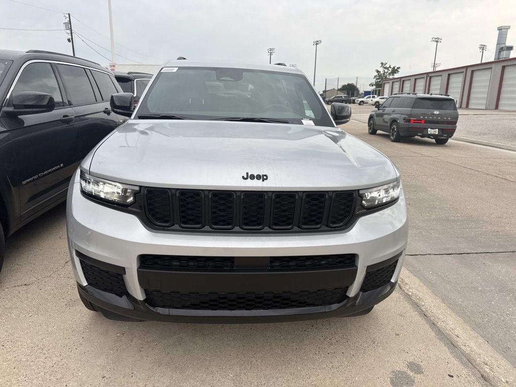 new 2025 Jeep Grand Cherokee L car, priced at $42,730