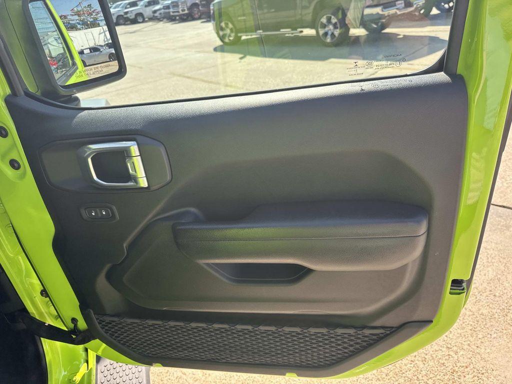 used 2021 Jeep Wrangler Unlimited car, priced at $31,997