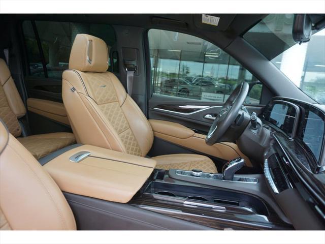 used 2022 Cadillac Escalade ESV car, priced at $79,997