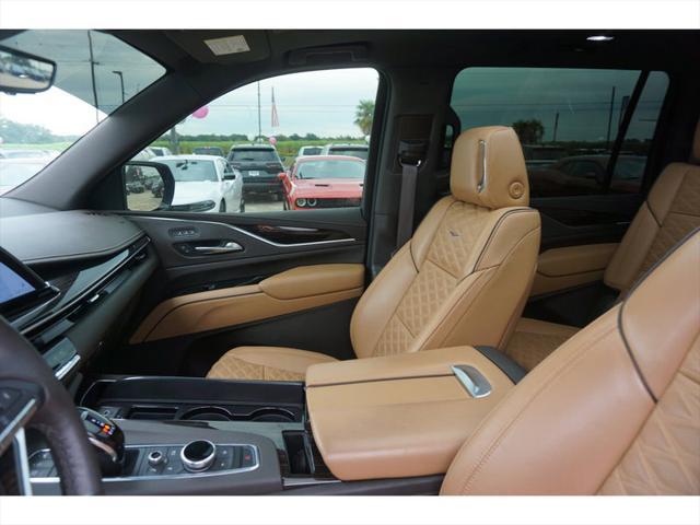 used 2022 Cadillac Escalade ESV car, priced at $83,997