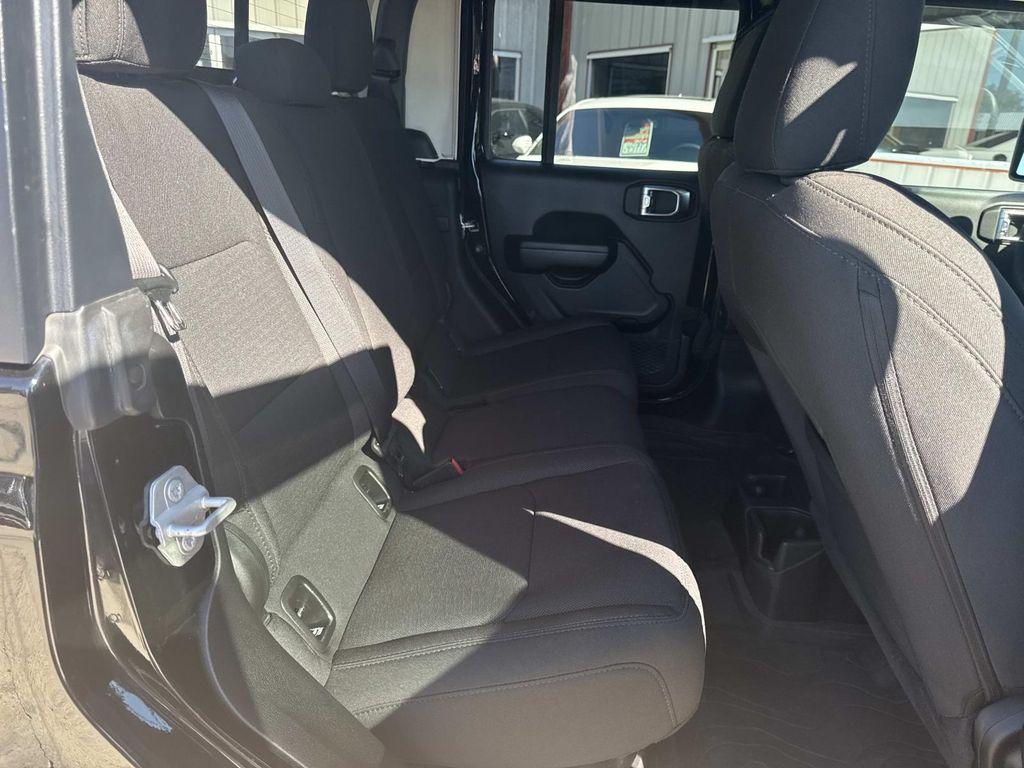 used 2023 Jeep Gladiator car, priced at $34,997