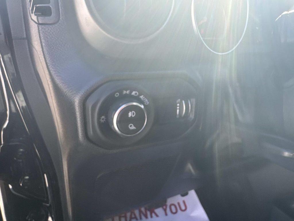 used 2023 Jeep Gladiator car, priced at $34,997