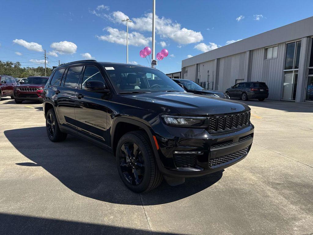 new 2025 Jeep Grand Cherokee L car, priced at $49,335