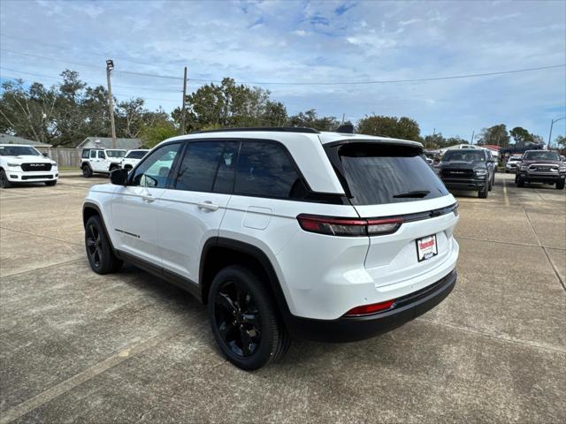 new 2025 Jeep Grand Cherokee car, priced at $43,580