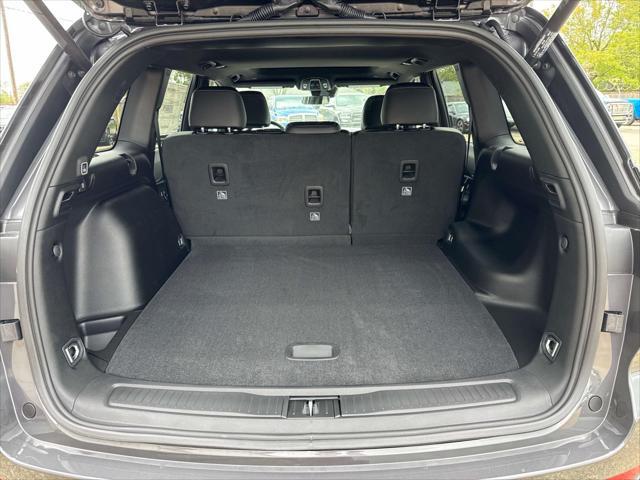 new 2025 Jeep Grand Cherokee car, priced at $41,445
