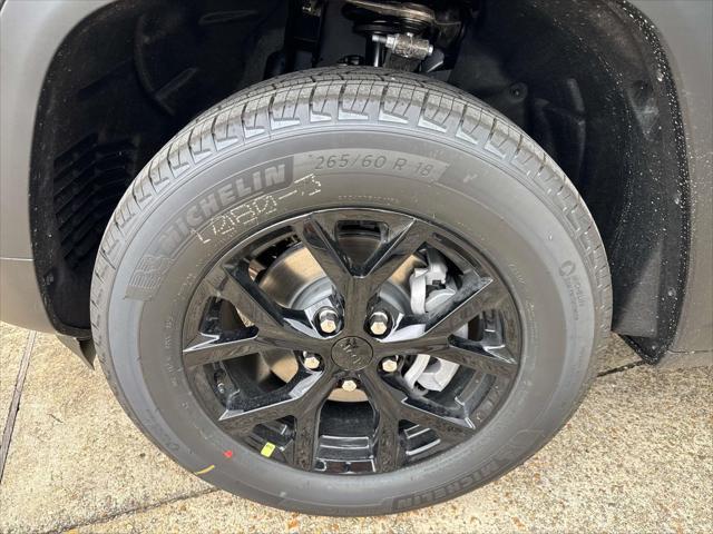 new 2025 Jeep Grand Cherokee car, priced at $41,445