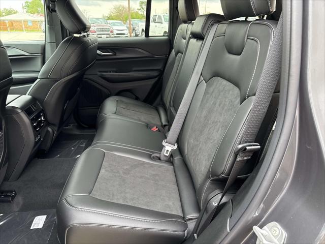 new 2025 Jeep Grand Cherokee car, priced at $41,445