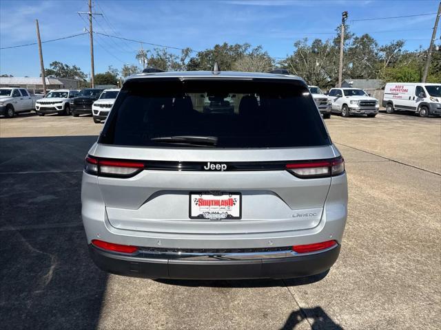 new 2025 Jeep Grand Cherokee car, priced at $37,425